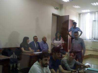 Նաիրա Զոհրաբյանն ու Վահե Էնֆիաջյանը մասնակցում են «Սասնա ծռերի» գործով դատական նիստին (Ֆոտո)