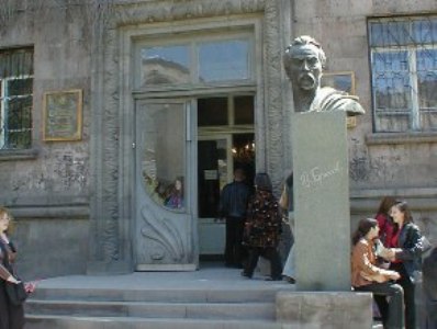 Սկանդալ Բրյուսովի անվան համալսարանում. պահեստապետը հայտնվել է դատարանում