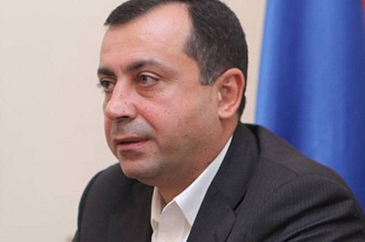 «Հրապարակ». «Դեպուտատի ավտոն պետք ա կանգնացնես՝ ակտ գրե՞ս, արա». Ո՞վ է փոխարինելու «Ծառուկյան»-ից հեռացած պատգամավորին