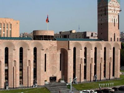 Երեւանի ավագանու անդամը «բացահայտում» է, թե ինչ են քննարկելու «Երեւան» հիմնադրամի հետ կապված