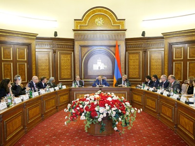 Armenia PM, OSCE representatives discuss cooperation