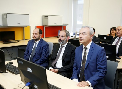 Nikol Pashinyan visits  “Synopsys Armenia” company