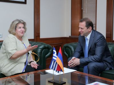 Դավիթ Տոնոյանը եւ Հունաստանի դեսպանը քննարկվել են պաշտպանության ոլորտում համագործակցությունը