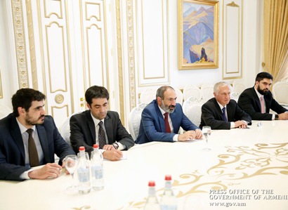 Կառավարական առանձնատները ջրի դիմաց 54 մլն դրամի պարտք են կուտակել. վարչապետը հարցը քննարկել է «Վեոլիա»-ի փոխնախագահի հետ