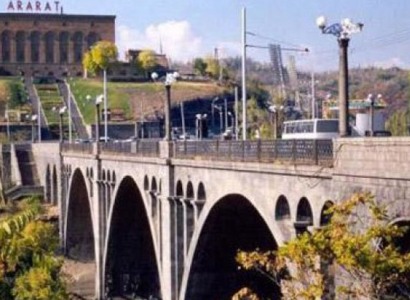 Նաիրա Զոհրաբյանը եւ Վահե Էնֆիաջյանը կանխել են քաղաքացու ինքնասպանության փորձը