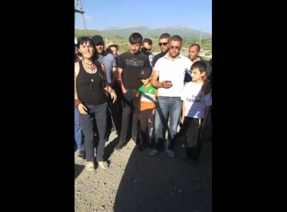 Վիրավորված ենք, որ Ամուլսարի պաշտպանության գործողությունները սաբոտաժ եք որակում. վայոցձորցիները՝ վարչապետին