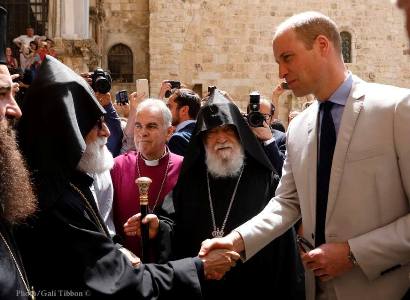 Armenian cross presented to Prince William