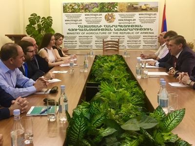 Experimental farms to be established in Shirak region with assistance of Argentina Embassy in Armenia