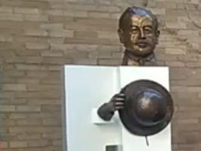 Armen Sarkissian attends opening of statue of first Ambassador of Armenia to US Armen Garo