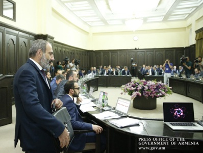«Առավոտ». Եթե դպրոցում շախմատի ուսուցումը կապվում է Սերժ Սարգսյանի անվան հետ, դա չի նշանակում, որ դա վնասական է