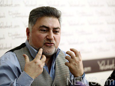 Բաքուն փորձում է ցույց տալ, թե ԼՂ հակամարտությունը Հայաստանի ու Ադրբեջանի միջեւ է. Արա Պապյան