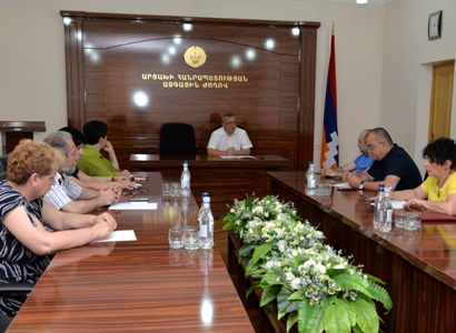 Արցախի ԱԺ էթիկայի հանձնաժողովի եզրակացությունը՝ Հայկ Խանումյանի եւ Ժաննա Գալստյանի միջեւ տեղի ունեցած միջադեպի մասին