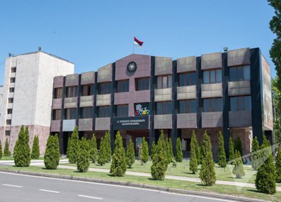 «Ժողովուրդ». ԱԻՆ-ում չարաշահումների գործով փոխնախարար է ձերբակալվել. չի բացառվում, որ կապ ունի Դավիթ Տոնոյանը