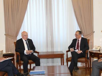 Armenia FM and CIS Executive Secretary discuss cooperation issues