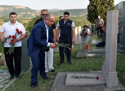 Չենք կարող անձնական խնդիրներ լուծելու, իրավիճակը բարդացնելու շռայլություն ունենալ. Սամվել Բաբայանը՝ Արցախ այցի մասին