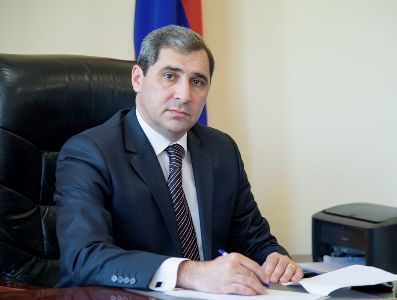 «Փաստ». Պաշտոնյայի կինը 25 միլիոն դրամանոց բնակարան է ժառանգություն ստացել. բավական հարուստ են