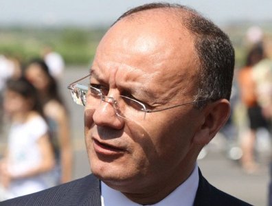 «Ժամանակ». Սեյրան Օհանյանը վերացնում է «կենդանի» ապացույցը՝ քանդում է Վահագնի թաղամասում կառուցվող իր տունը