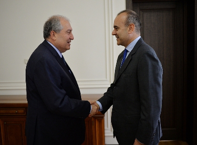 Արմեն Սարգսյանն Իտալիայի դեսպանի հետ քննարկել է Սերջիո Մատարելայի պետական այցի հարցը
