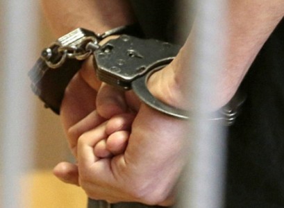 Обвиняемый в избиении родителей мужчина направлен на принудительное лечение