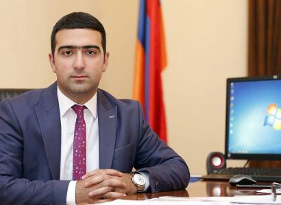 Եվս մեկ պաշտոնաթողություն. աշխատանքից ազատվելու դիմում է գրել վարչապետի աշխատակազմի գործերի կառավարիչը