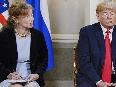 Демократы США хотят заслушать в Конгрессе переводчицу Трампа и Путина