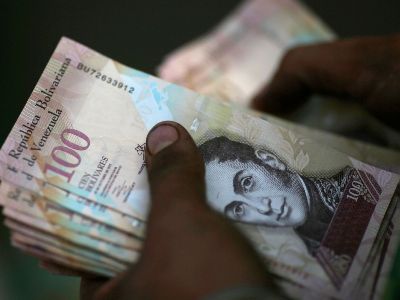 В МВФ ожидают инфляцию до миллиона процентов в Венесуэле
