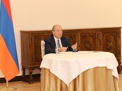 «Պետք է հպարտանաք ձեր ինքնությամբ». ՀՀ նախագահը՝ ազգային փոքրամասնությունների ներկայացուցիչներին (ֆոտո)