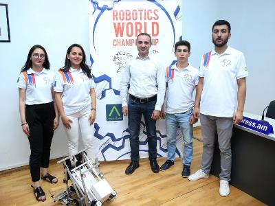 «Արմաթի» սաները Հայաստանը կներկայացնեն Մեխիկոյում կայանալիք «First Global» ռոբոտների միջազգային մրցույթում (ֆոտո)
