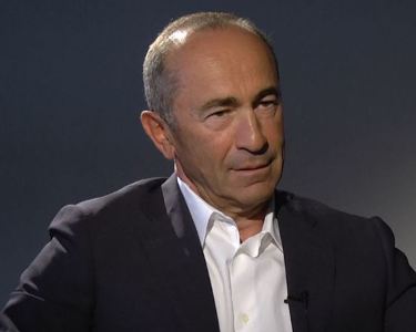 Ռոբերտ Քոչարյանը ՀՔԾ-ում է, նա հարցաքննվում է մարտի 1-ի գործով