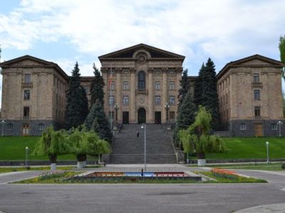 Շատ զգույշ պետք է լինենք, քանի որ համակարգը 1996-ից է գործում. ԱԺ մշտական հանձնաժողովի փոխնախագահ