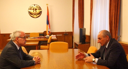 Artsakh president receives Hayastan Fund interim director