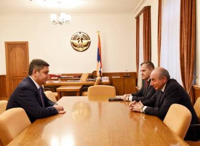 Karabakh President receives director of National Security Service of Armenia