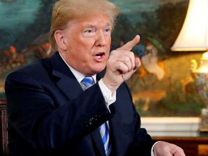 Trump talks to Macron