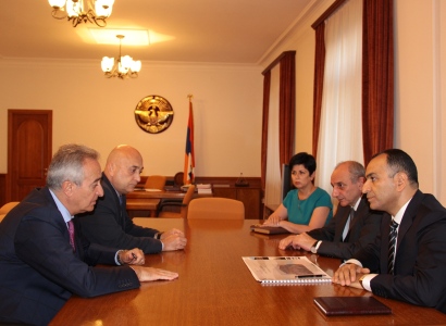 Karabakh President receives president of AGBU Armenia and vice-chairman of AUA