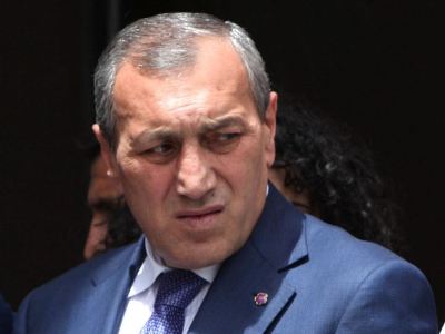 «Ժողովուրդ». Սուրիկ Խաչատրյանի որդիները դարձել են պետական կառույցների համար կռվախնձոր
