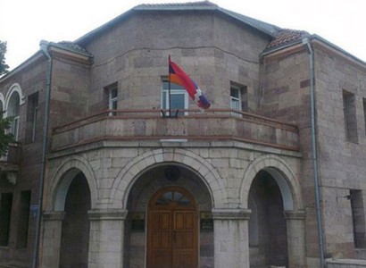 Body of Azerbaijani citizen taken from neutral zone