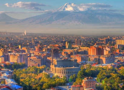 Երեւանը նոր շունչ է ստացել. Փիթեր Բալաքյանի հոդվածը «The New York Times»-ում