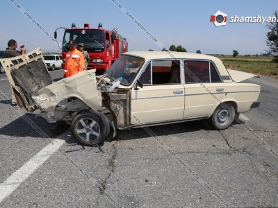 Ավտովթար Էջմիածին-Արմավիր ճանապարհին. կա վիրավոր (ֆոտո)