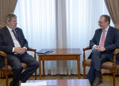 Armenia's FM receives Israel deputy FM