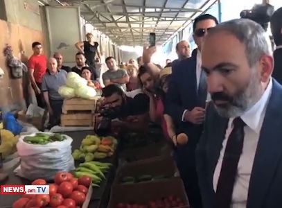 Առեւտուրը նստել է, մարդիկ ավելի շատ սուպերմարկետներից են օգտվում. Գյուղացին՝ Փաշինյանին