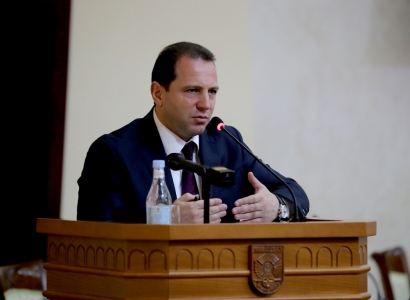 Հայաստանը ծրագրում է բազմաֆունկցիոնալ ավիացիա ձեռք բերել. Դավիթ Տոնոյանը հանդես է եկել դասախոսությամբ