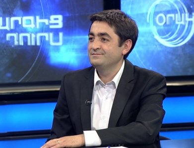 «Հրապարակ». Որն է վարչապետի խորհրդականի պաշտոնից Արսեն Խառատյանի աշխատանքից ազատման պատճառը
