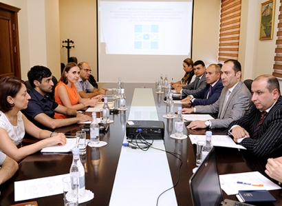 Արդարադատության նախարարությունում քննարկվել են ՔԿՀ-ներում ի հայտ եկած խնդիրներն ու դրանց լուծման ուղիները