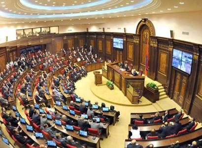 Парламент Армении соберется на внеочередную сессию