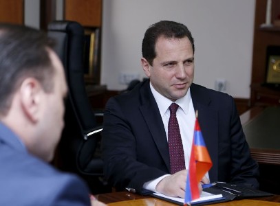 Министр обороны Армении и посол США обсудили сотрудничество в сфере обороны