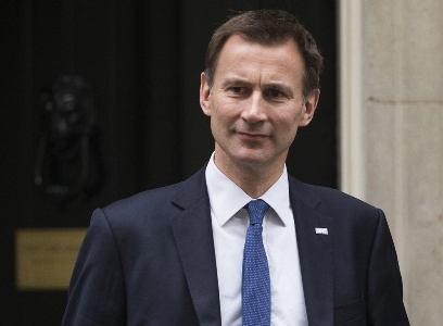 UK foreign minister attacks Google