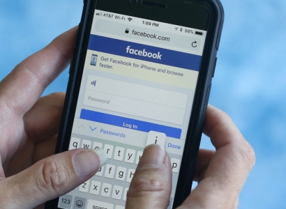 Пользователи по всему миру сообщили о сбоях в работе мессенджера Facebook