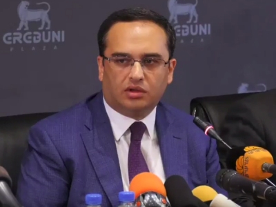 Ռոբերտ Քոչարյանը մի քանի օրով մեկնում է Հայաստանից. Վիկտոր Սողոմոնյան