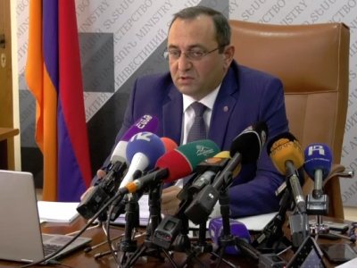 Ես կոչ եմ անում ընդհանրապես չպայքարել գների իջեցման համար. Արծվիկ Մինասյան