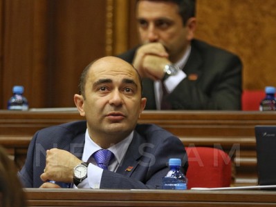 Չի կարելի քվեաթերթիկը կամ ծրարը դուրս բերել տեղամասից. դա քրեորեն պատժելի է. Մարուքյանը՝ քաղաքացիներին